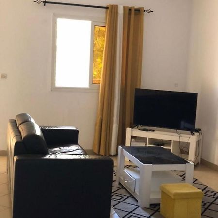 Joli Appartement A Saly Pres De Barracuda Kültér fotó